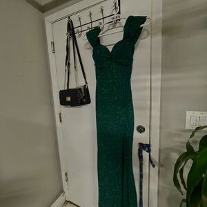 Elegant Green Evening Dress